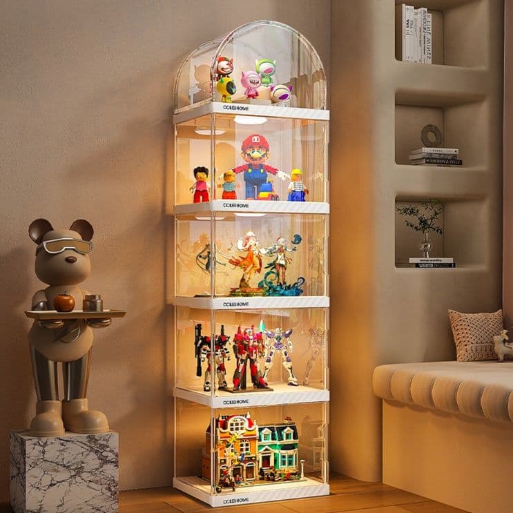 アクリルケースでお気に入りのフィギュアを引き立てる！大型フィギュア