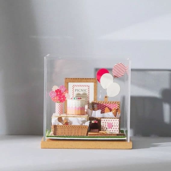 フィギュアケース アートジオラマ 展示用ドーム