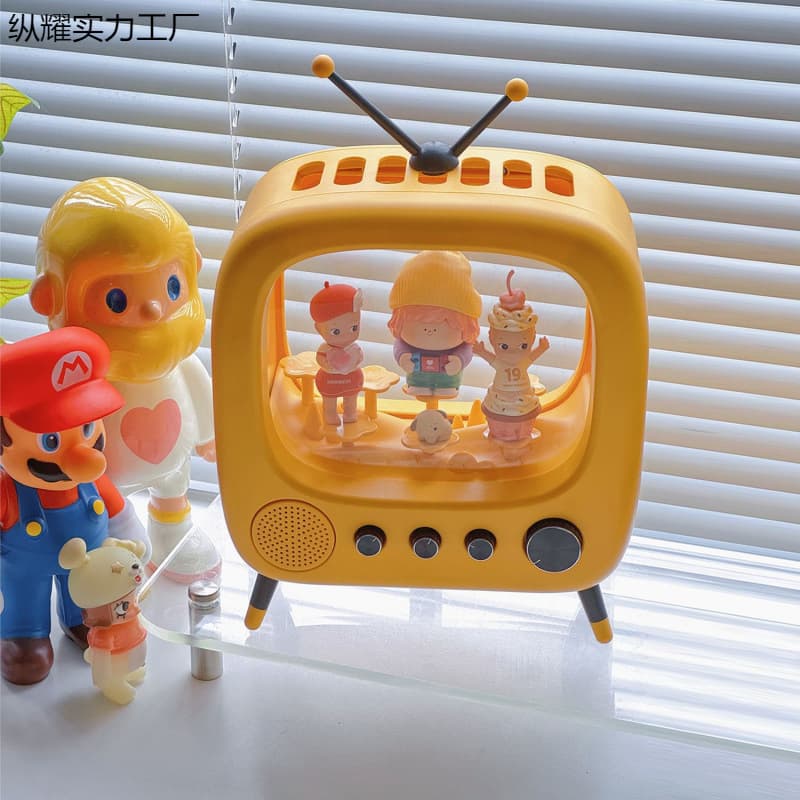 フィギュアケース 小型 レトロテレビ型コレクションケース 間接照明