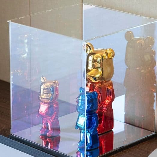 フィギュアケース 小型 透明アクリル小型発光台座付きフィギュアケース